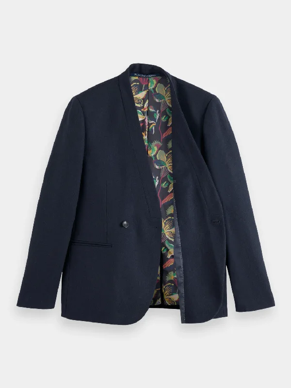 Double-breasted kimono collar blazer