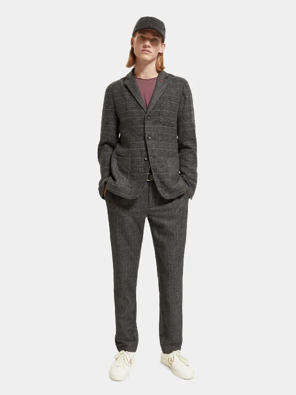 Wool blend single-breasted blazer