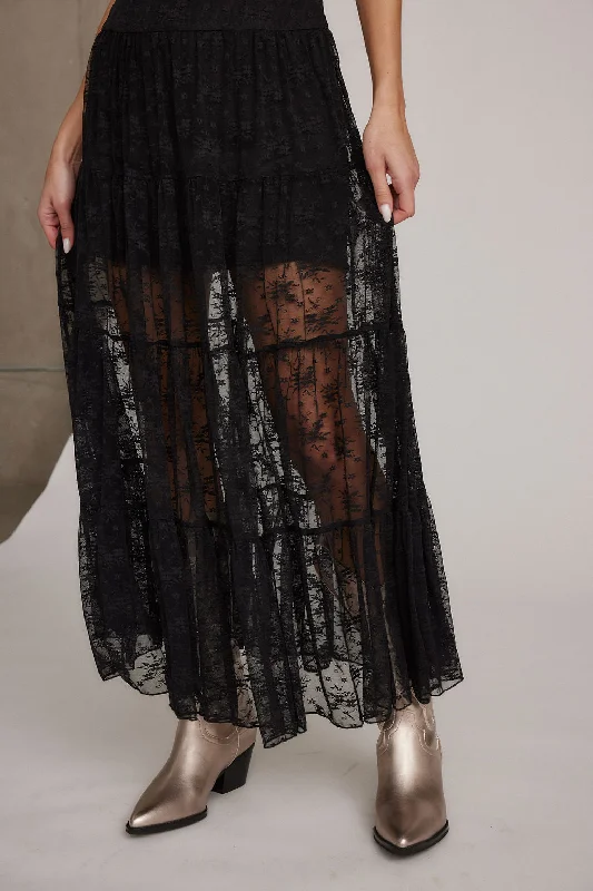 Willa Black Lace Maxi Dress